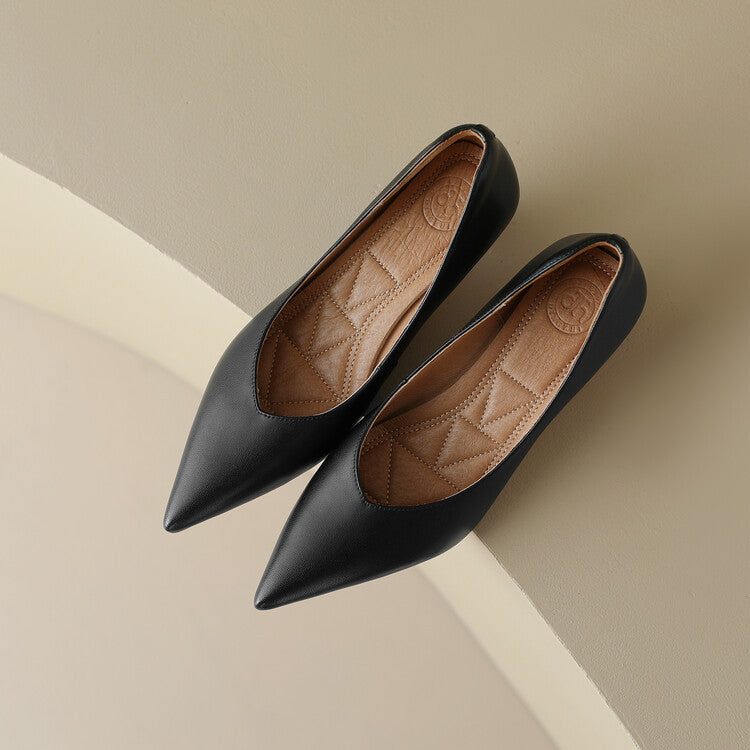 Elegant Wedding Shoes for Women with Kitten Heel Style