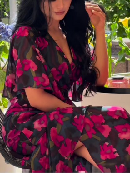 Effortless Floral Maxi Dress for Women with V Neck Style