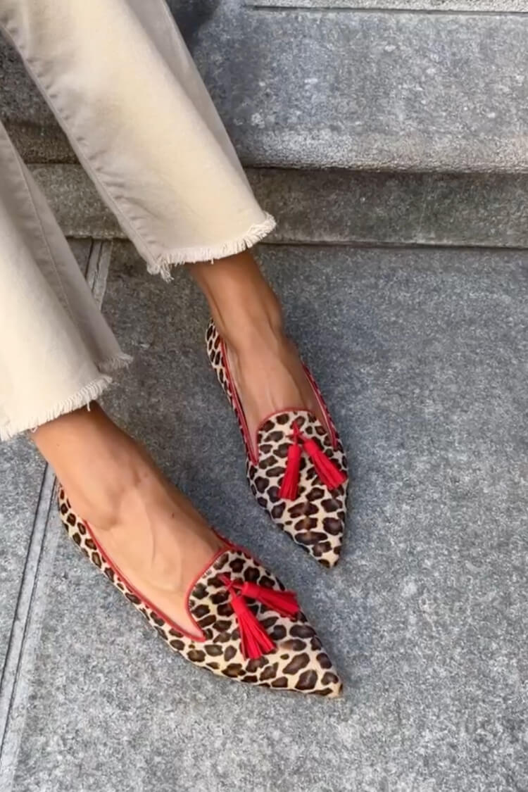 Stylish Leopard Print Flats for Women with Tassel Detail Style