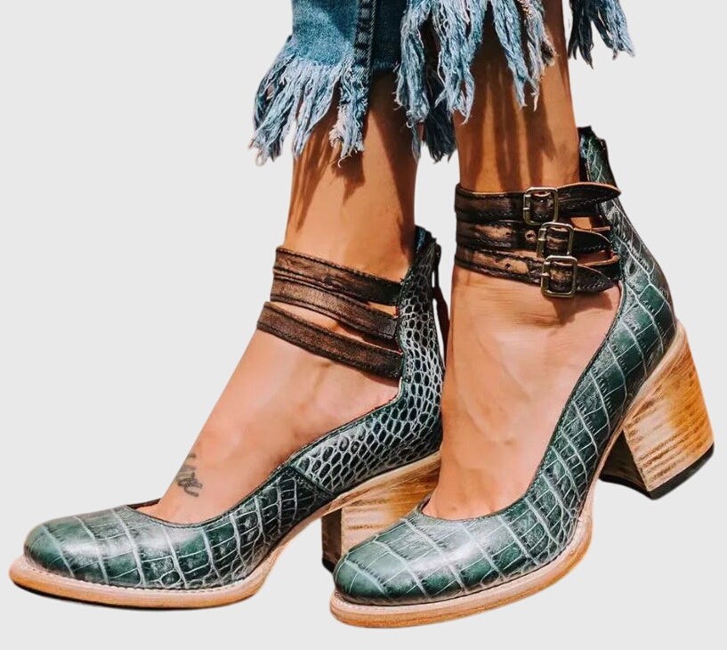 Stylish Boots for Women with Buckle Strap Style