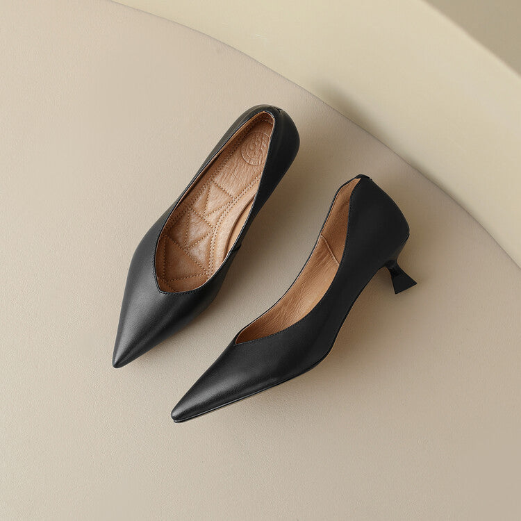 Elegant Wedding Shoes for Women with Kitten Heel Style
