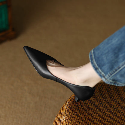 Elegant Wedding Shoes for Women with Kitten Heel Style