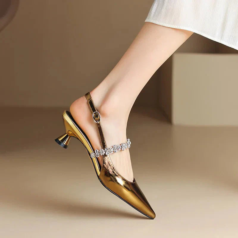 Elegant Wedding Shoes for Women with Rhinestone Strap Style