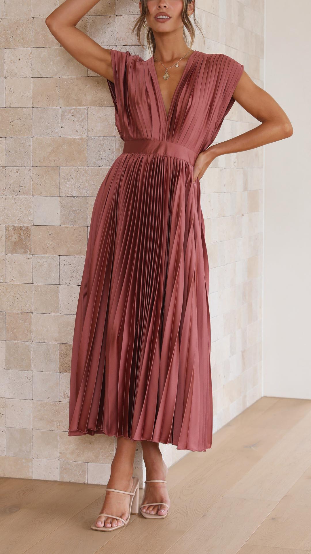 Elegant Pleated Maxi Dress for Women with V Neck Formal Wedding Guest Style