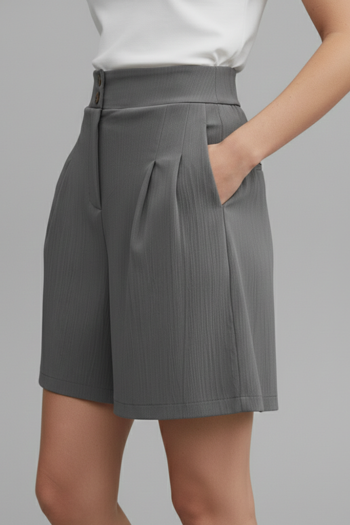 Elegant Shorts for Women with High Waist Style