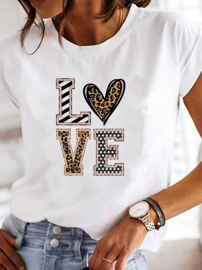 Comfortable Graphic Print Blouses for Women with Round Neck Style