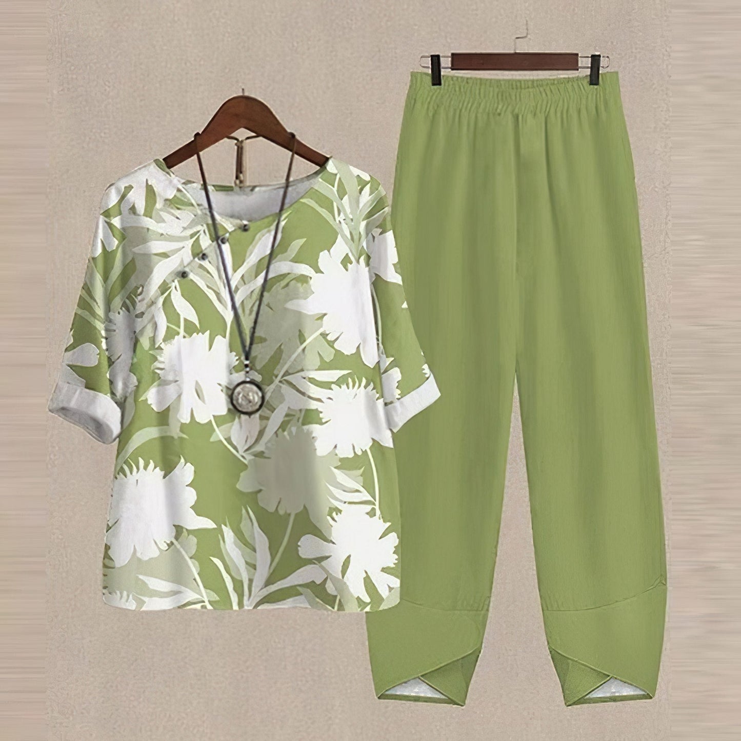 Effortless Two Piece Set for Women with Printed Style
