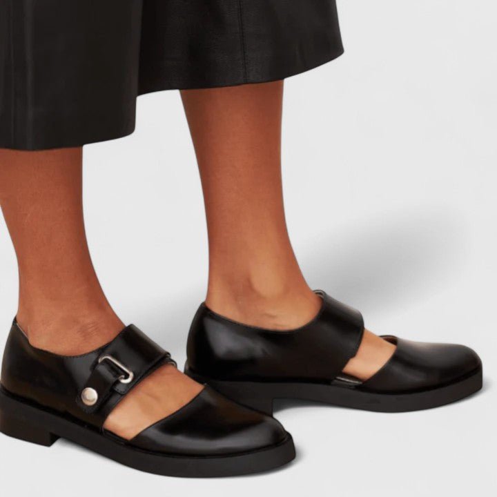Black Buckle Flats with Round Toe