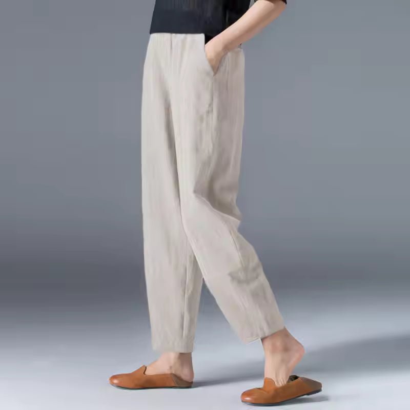 Relaxed Harem Trousers with Tapered Leg