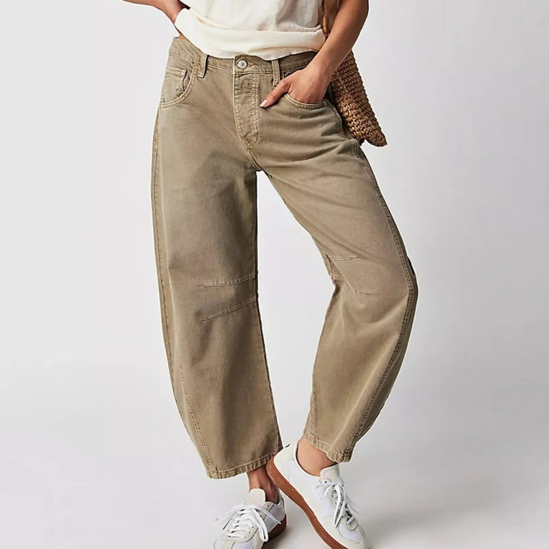 Effortless Relaxed Mom Jeans for Women with Cropped Barrel Leg Style