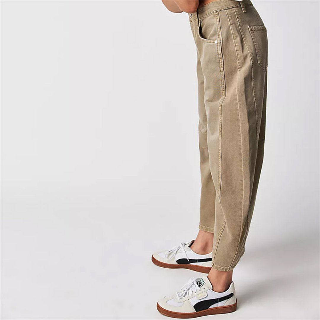 Effortless Relaxed Mom Jeans for Women with Cropped Barrel Leg Style